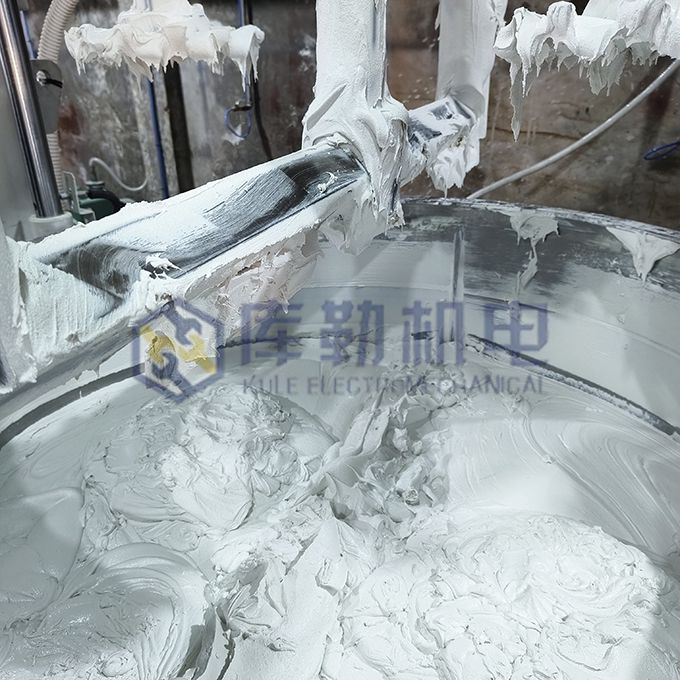 液壓升降三軸攪拌機